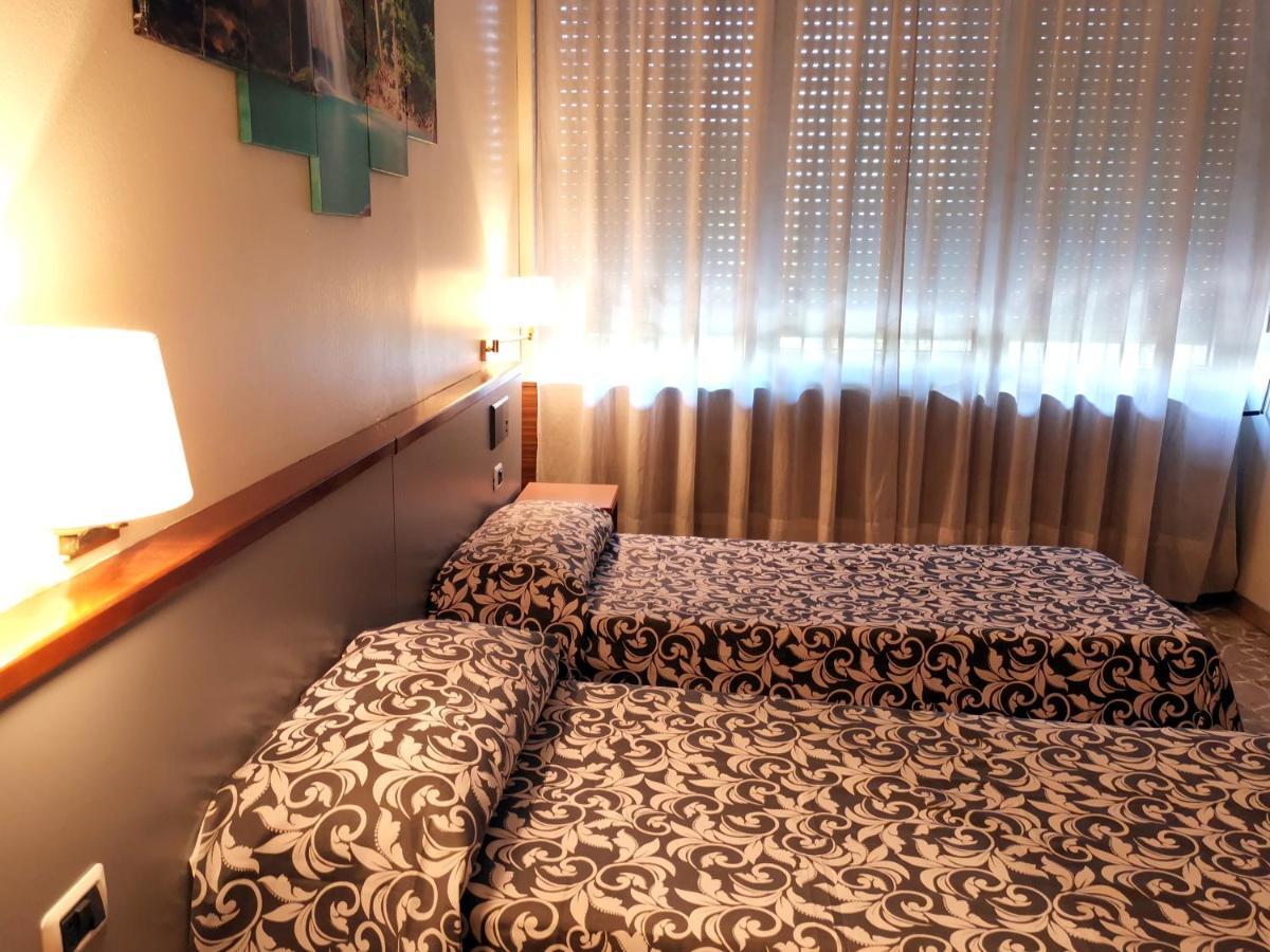 H&L Hotel 奇尼塞洛巴尔萨莫 外观 照片